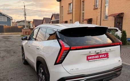 Geely Atlas, 2024 год, 3 150 000 рублей, 4 фотография