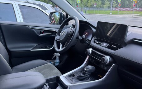 Toyota RAV4, 2025 год, 4 000 000 рублей, 5 фотография
