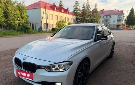 BMW 3 серия, 2013 год, 1 300 000 рублей, 2 фотография