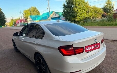 BMW 3 серия, 2013 год, 1 300 000 рублей, 3 фотография