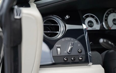 Rolls-Royce Wraith, 2014 год, 15 000 000 рублей, 10 фотография