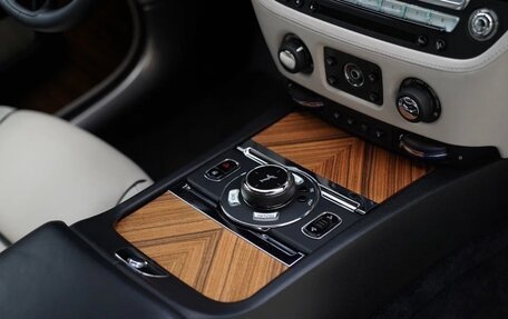 Rolls-Royce Wraith, 2014 год, 15 000 000 рублей, 22 фотография