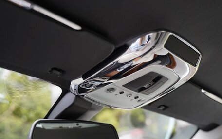 Rolls-Royce Wraith, 2014 год, 15 000 000 рублей, 27 фотография