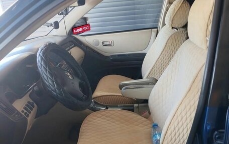 Toyota Highlander III, 2002 год, 1 200 000 рублей, 12 фотография