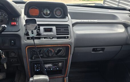Mitsubishi Pajero III рестайлинг, 1997 год, 1 100 000 рублей, 16 фотография
