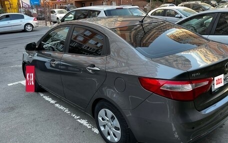 KIA Rio III рестайлинг, 2013 год, 900 000 рублей, 5 фотография