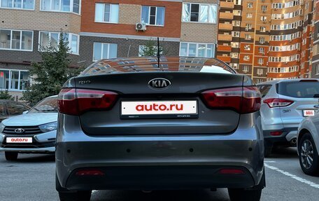 KIA Rio III рестайлинг, 2013 год, 900 000 рублей, 4 фотография
