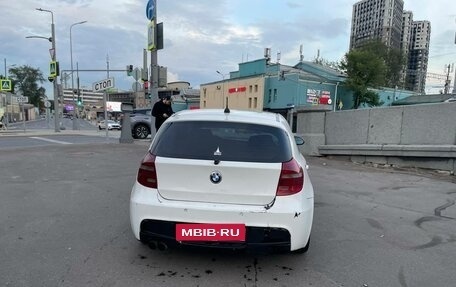 BMW 1 серия, 2008 год, 880 000 рублей, 2 фотография