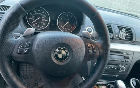 BMW 1 серия, 2008 год, 880 000 рублей, 24 фотография