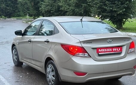 Hyundai Solaris II рестайлинг, 2014 год, 850 000 рублей, 4 фотография
