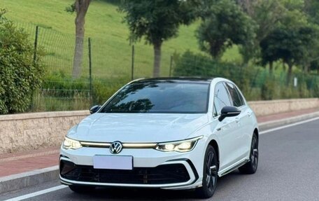 Volkswagen Golf VIII, 2023 год, 2 200 000 рублей, 1 фотография