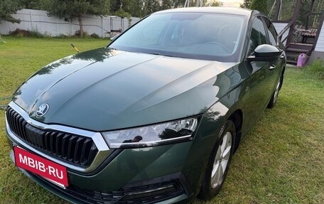 Skoda Octavia IV, 2021 год, 2 395 000 рублей, 1 фотография