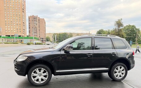 Volkswagen Touareg III, 2010 год, 950 000 рублей, 3 фотография