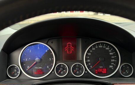 Volkswagen Touareg III, 2010 год, 950 000 рублей, 6 фотография