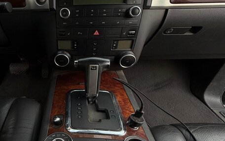 Volkswagen Touareg III, 2010 год, 950 000 рублей, 9 фотография