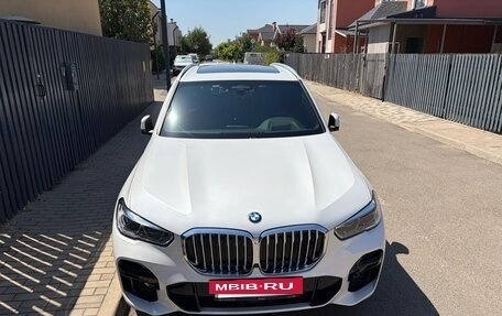 BMW X5, 2022 год, 8 300 000 рублей, 2 фотография