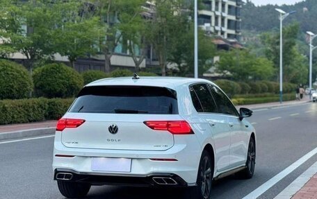 Volkswagen Golf VIII, 2023 год, 2 200 000 рублей, 5 фотография