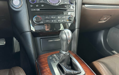 Infiniti QX70, 2014 год, 2 100 000 рублей, 16 фотография