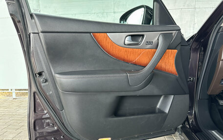 Infiniti QX70, 2014 год, 2 100 000 рублей, 18 фотография