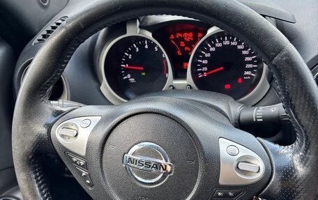 Nissan Juke II, 2011 год, 820 000 рублей, 11 фотография