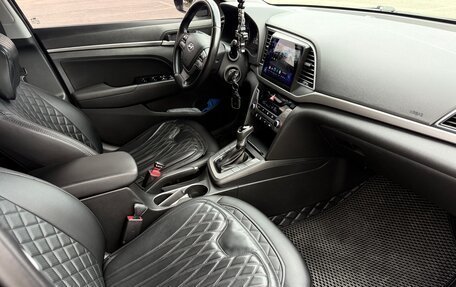 Hyundai Elantra VI рестайлинг, 2017 год, 1 450 000 рублей, 12 фотография