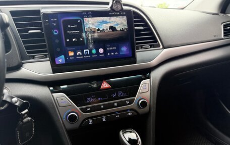 Hyundai Elantra VI рестайлинг, 2017 год, 1 450 000 рублей, 15 фотография