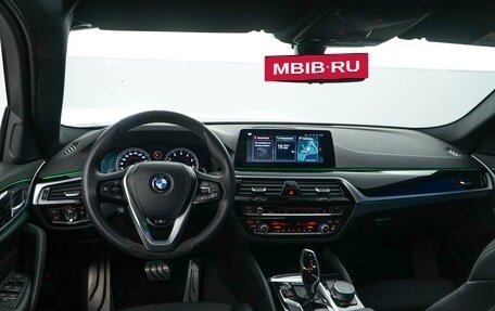 BMW 5 серия, 2017 год, 3 513 051 рублей, 6 фотография