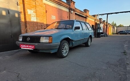 Opel Rekord E, 1980 год, 90 000 рублей, 2 фотография