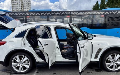 Infiniti FX II, 2012 год, 1 350 000 рублей, 7 фотография