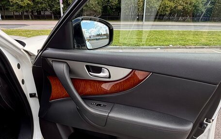 Infiniti FX II, 2012 год, 1 350 000 рублей, 20 фотография