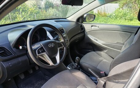 Hyundai Solaris II рестайлинг, 2014 год, 757 000 рублей, 10 фотография