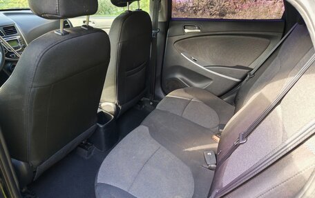 Hyundai Solaris II рестайлинг, 2014 год, 757 000 рублей, 11 фотография