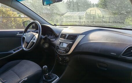 Hyundai Solaris II рестайлинг, 2014 год, 757 000 рублей, 12 фотография
