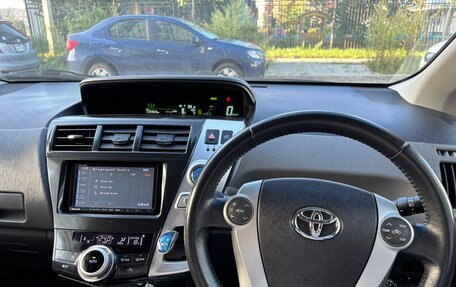 Toyota Prius Alpha I (ZVW40/41), 2013 год, 1 100 000 рублей, 7 фотография