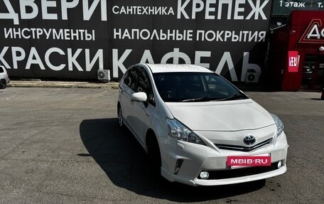 Toyota Prius Alpha I (ZVW40/41), 2013 год, 1 100 000 рублей, 5 фотография
