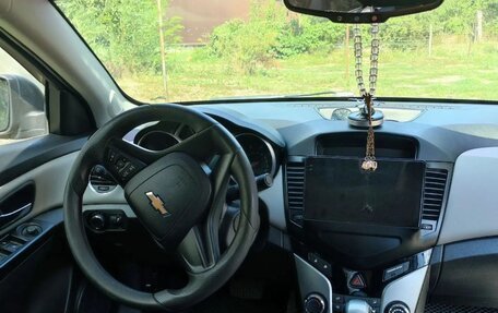 Chevrolet Cruze II, 2013 год, 670 000 рублей, 5 фотография