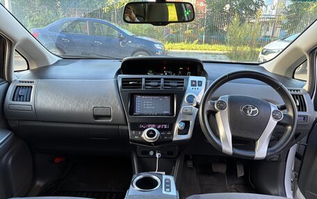 Toyota Prius Alpha I (ZVW40/41), 2013 год, 1 100 000 рублей, 11 фотография