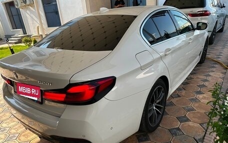 BMW 5 серия, 2021 год, 2 750 000 рублей, 8 фотография