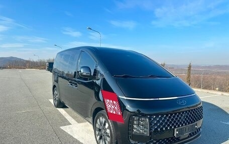 Hyundai Staria, 2021 год, 3 700 000 рублей, 6 фотография