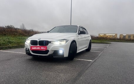 BMW 3 серия, 2017 год, 1 485 000 рублей, 3 фотография