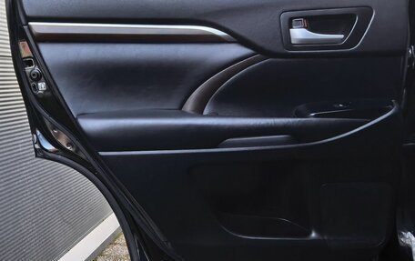 Toyota Highlander III, 2014 год, 2 349 000 рублей, 13 фотография