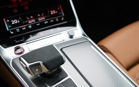 Audi RS 6, 2024 год, 16 220 008 рублей, 14 фотография