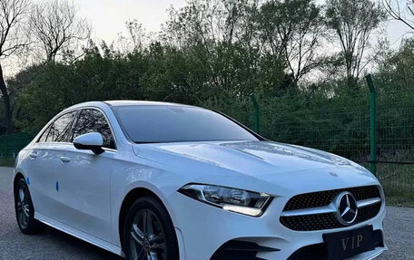 Mercedes-Benz A-Класс, 2023 год, 1 799 000 рублей, 3 фотография
