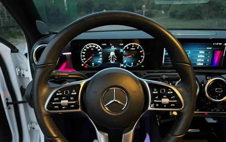 Mercedes-Benz A-Класс, 2023 год, 1 799 000 рублей, 15 фотография