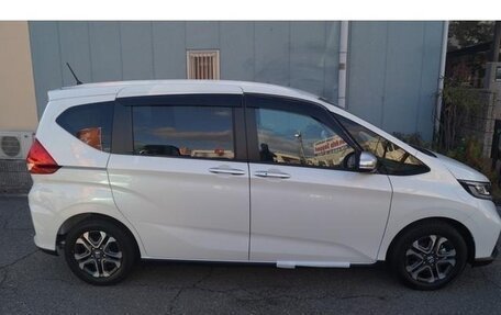 Honda Freed II, 2022 год, 1 125 001 рублей, 7 фотография
