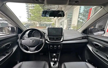 Toyota Yaris XP150 рестайлинг, 2022 год, 1 199 000 рублей, 14 фотография