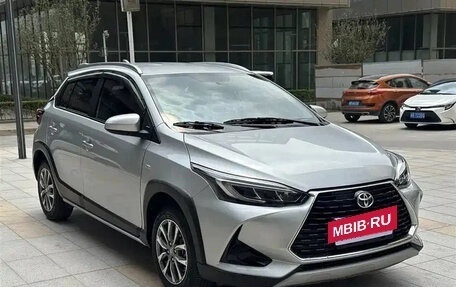 Toyota Yaris XP150 рестайлинг, 2022 год, 1 199 000 рублей, 3 фотография