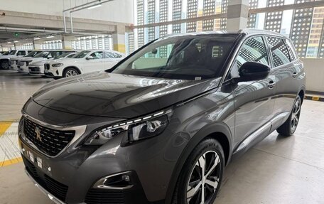 Peugeot 5008 II, 2019 год, 1 089 100 рублей, 2 фотография