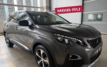 Peugeot 5008 II, 2019 год, 1 089 100 рублей, 5 фотография