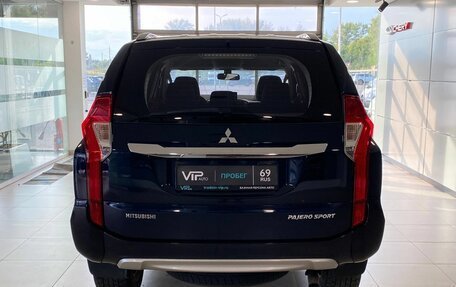 Mitsubishi Pajero Sport III рестайлинг, 2018 год, 2 975 000 рублей, 5 фотография